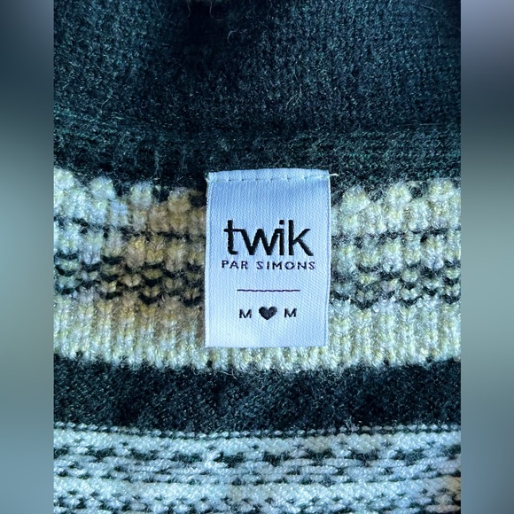 Twik by Simons | Cropped Knitted Cardigan - Picture 3 of 5